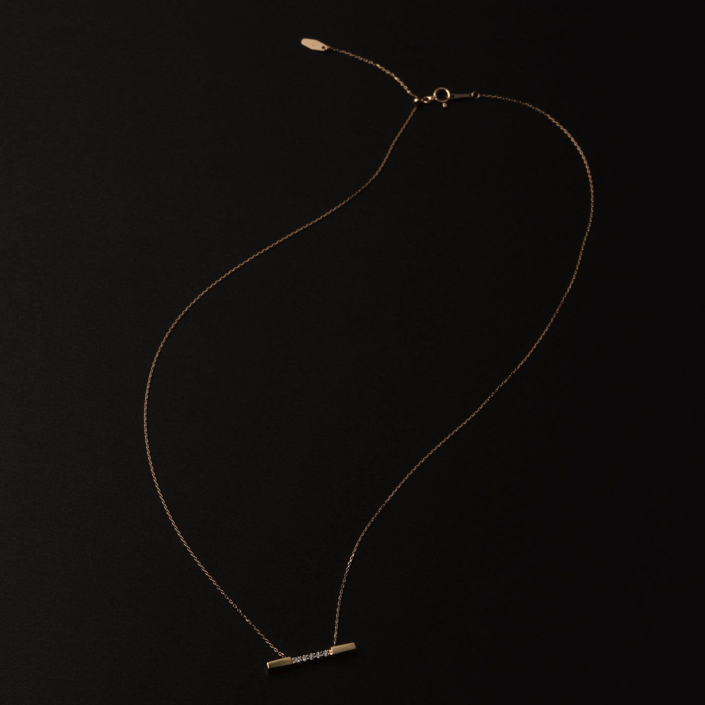 SOFT STRUCTURE bar necklace