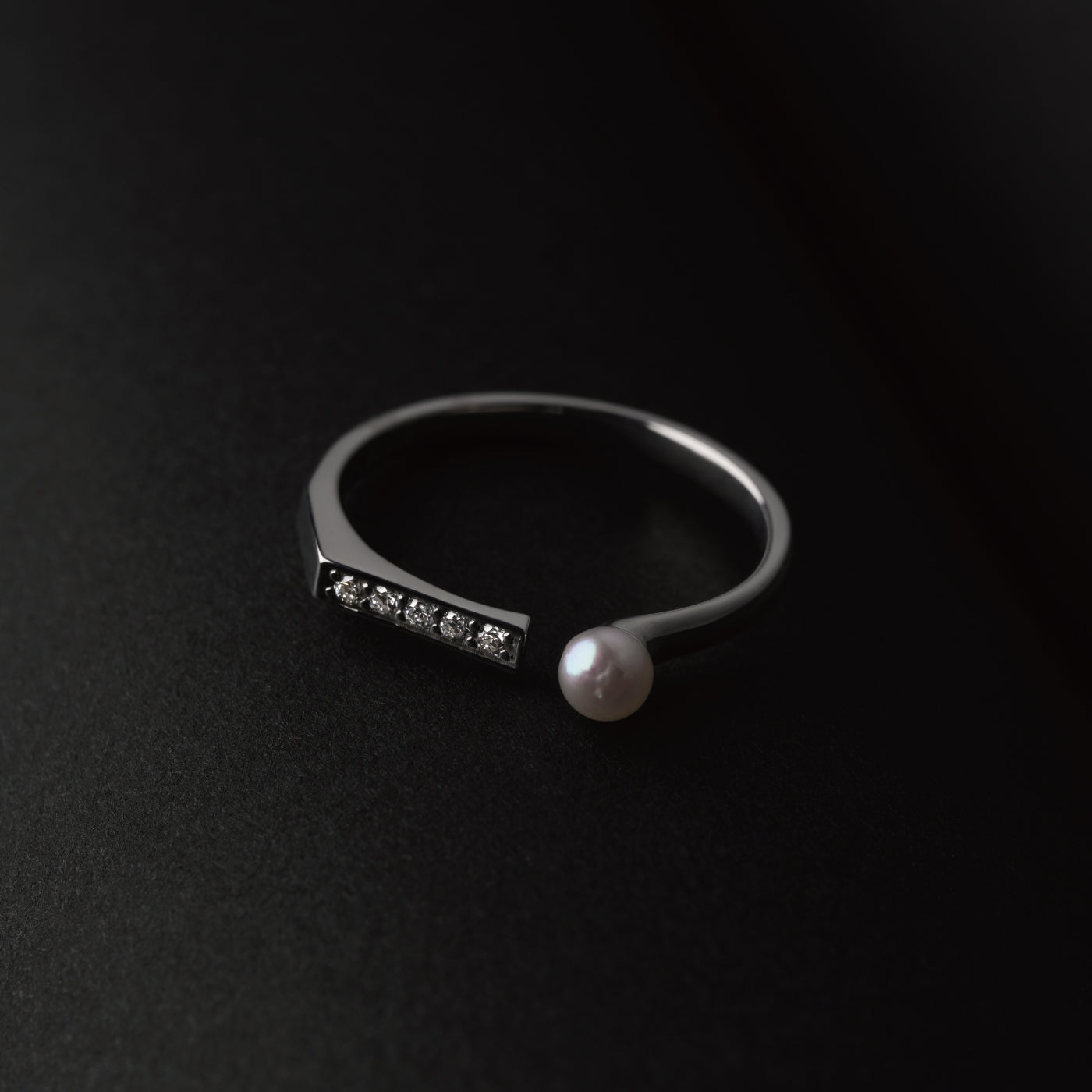 SOFT STRUCTURE Pearl ring