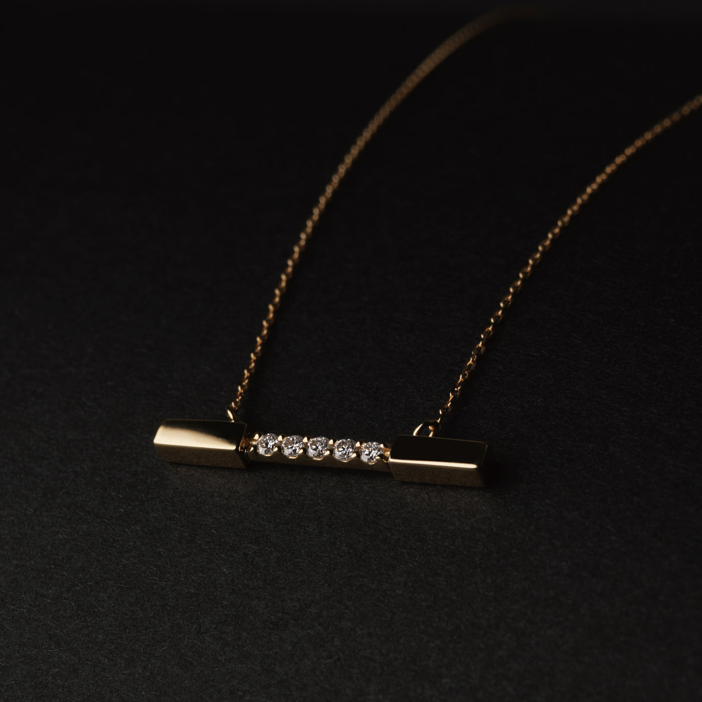 SOFT STRUCTURE  bar necklace