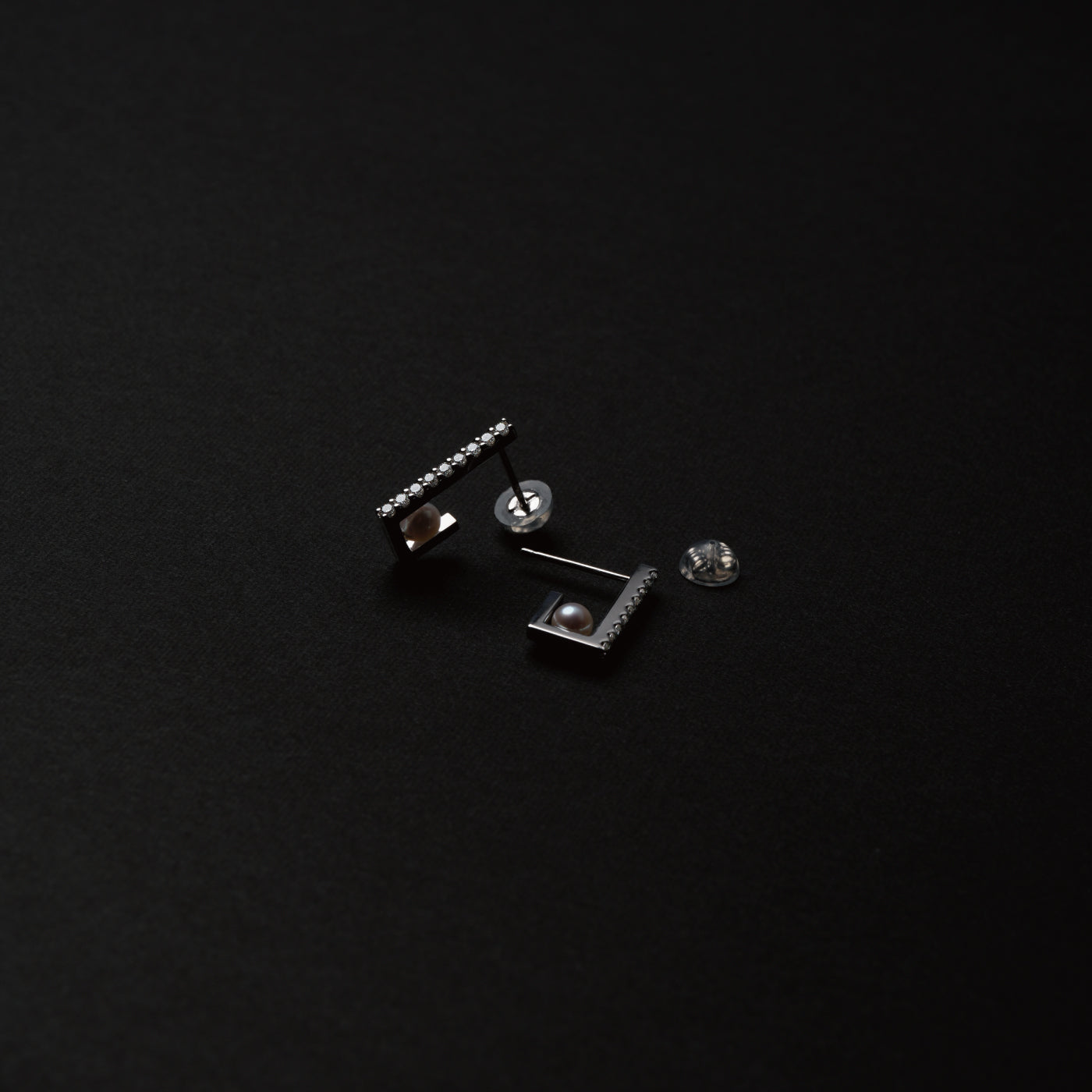 SOFT STRUCTURE Pearl pierce J