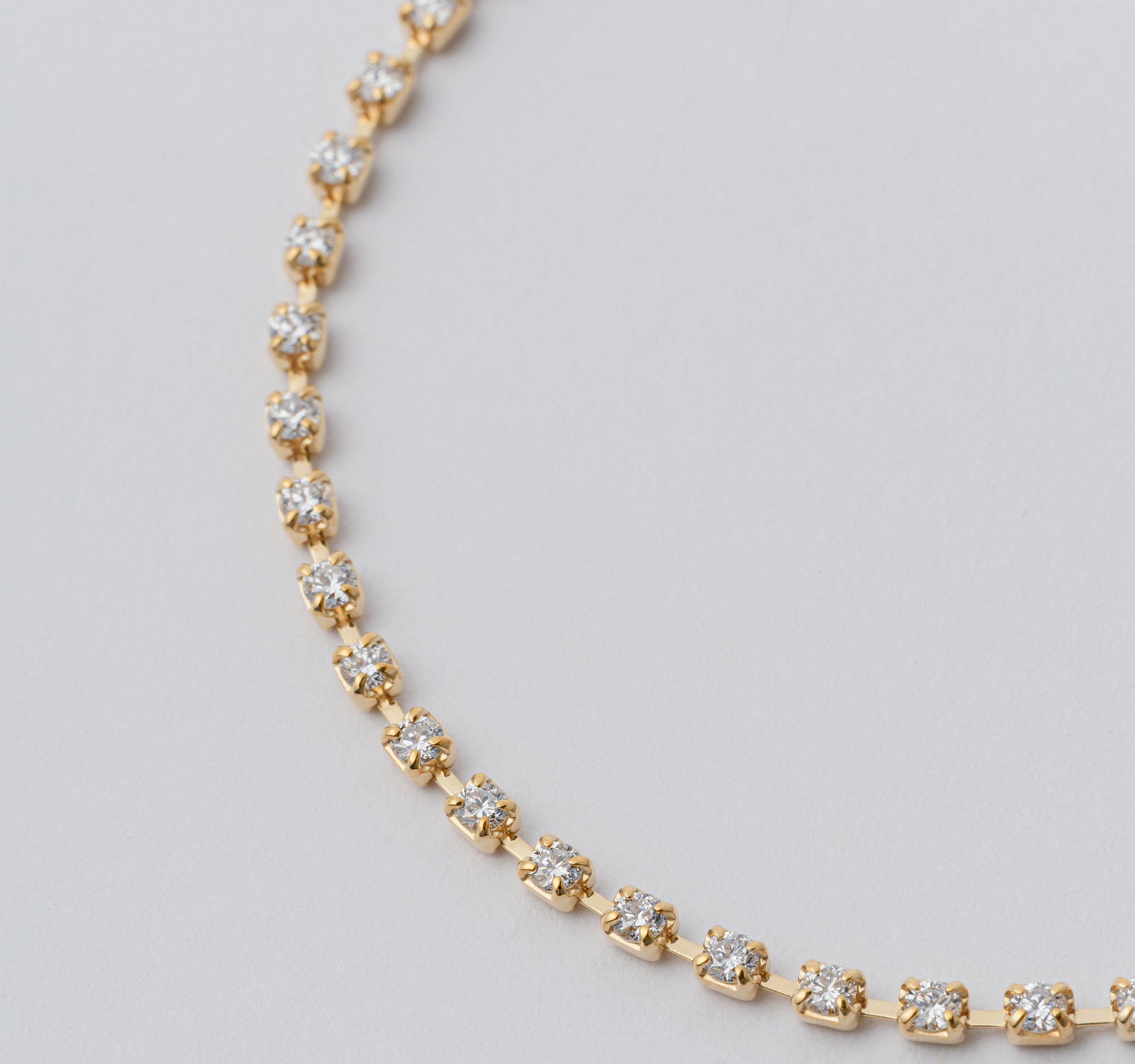 ITSELF Tennis bracelet